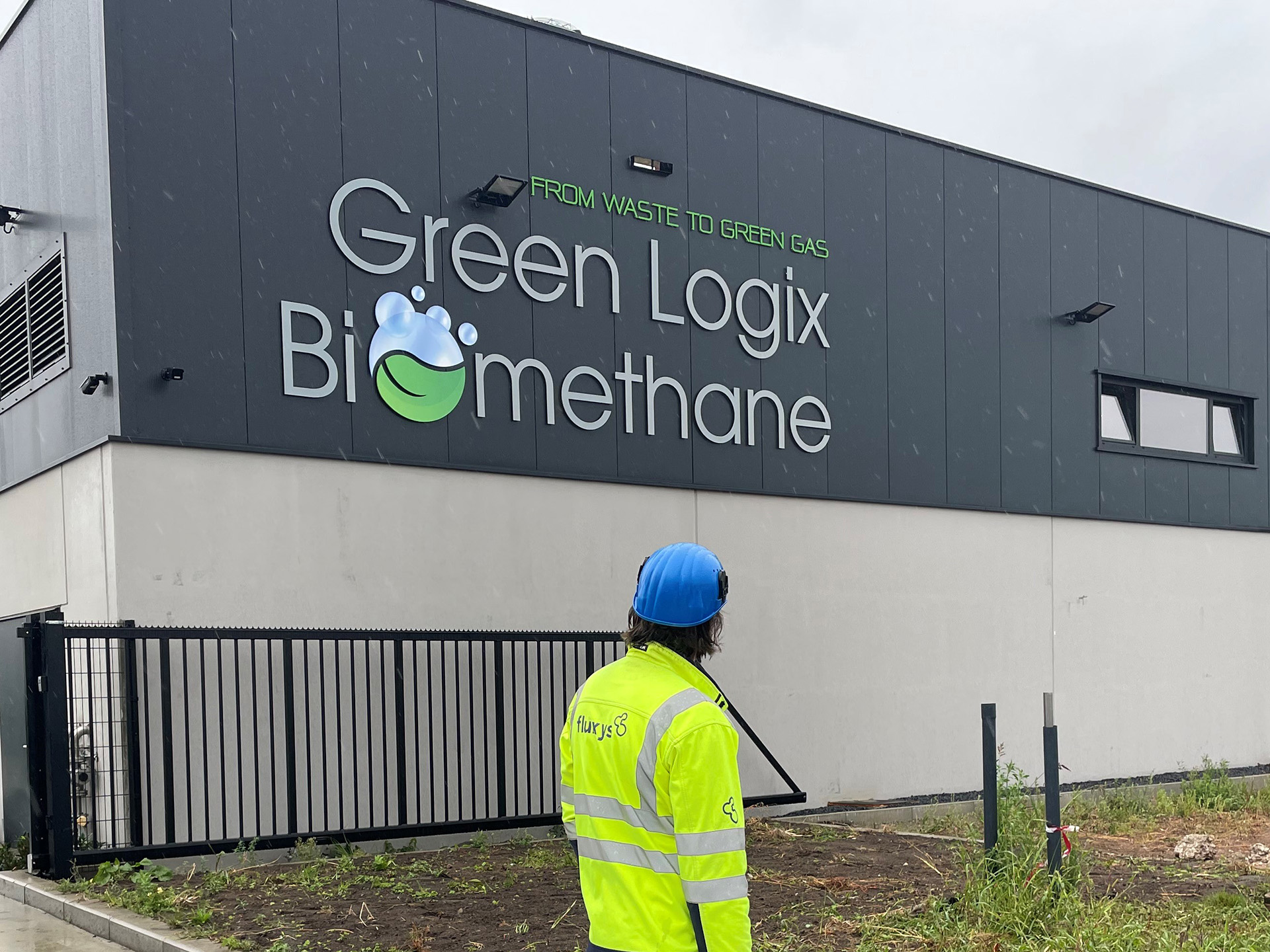 Fluxys employee at the Green Logix biomethane plant.